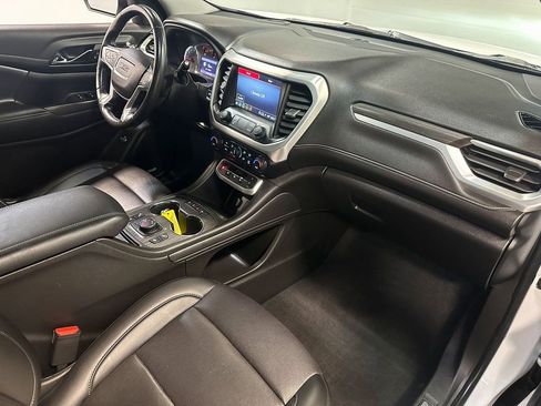 Used 2021 GMC Acadia SLT image 18