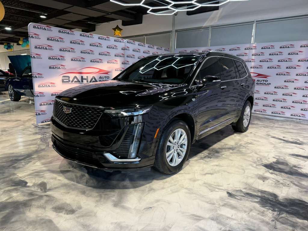 Used 2021 Cadillac XT6 Luxury FWD image 2
