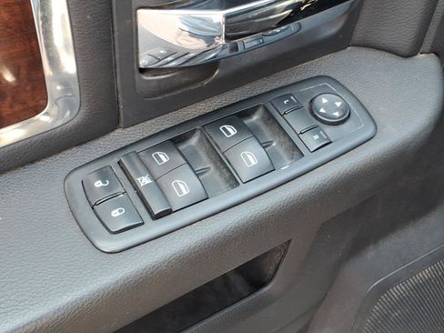 Used 2012 RAM 2500 Laramie AWD/4WD image 16