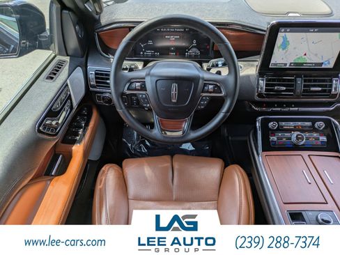Used 2021 Lincoln Navigator Reserve w/ Luxury Package AWD/4WD image 15