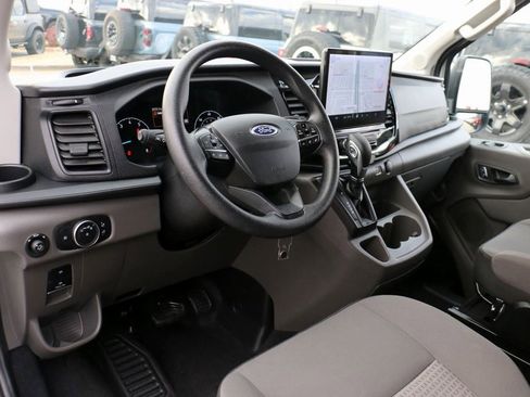 Used 2024 Ford Transit 350 XLT image 15