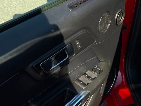 Used 2020 Ford Mustang Premium image 12