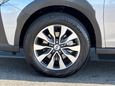 Certified 2025 Subaru Outback Limited AWD/4WD image 29
