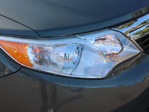 Used 2014 Toyota Camry XLE image 7