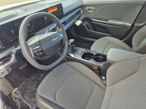 New 2026 Kia K4 FWD image 10