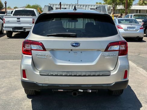 Used 2016 Subaru Outback 2.5i Limited AWD/4WD image 7