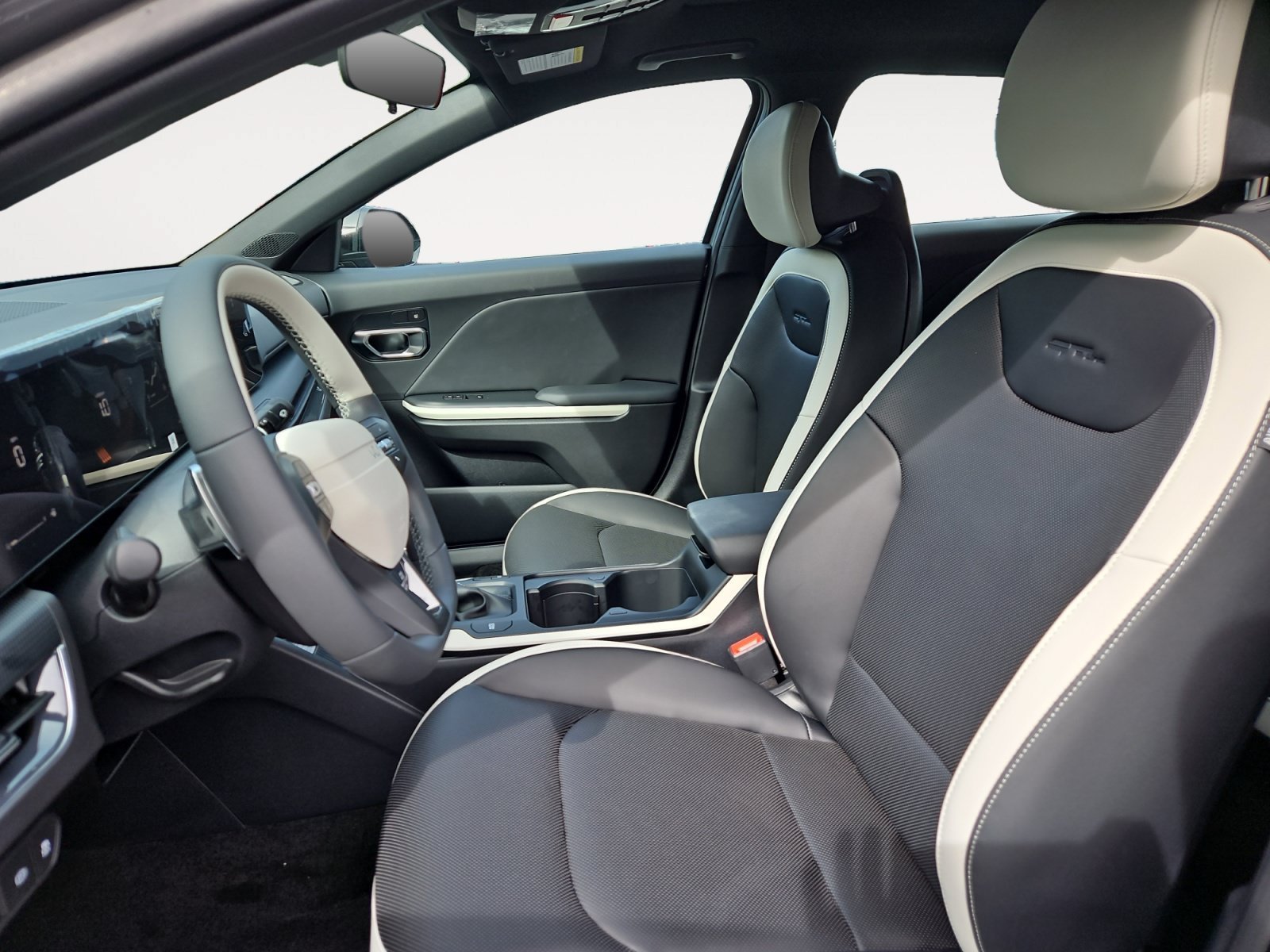 New 2026 Kia K4 GT-Line FWD image 9