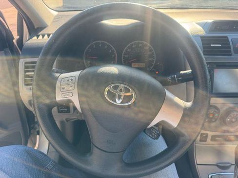 Used 2013 Toyota Corolla LE FWD image 13
