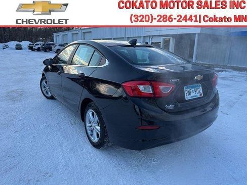 Used 2018 Chevrolet Cruze LT w/ Convenience Package image 5