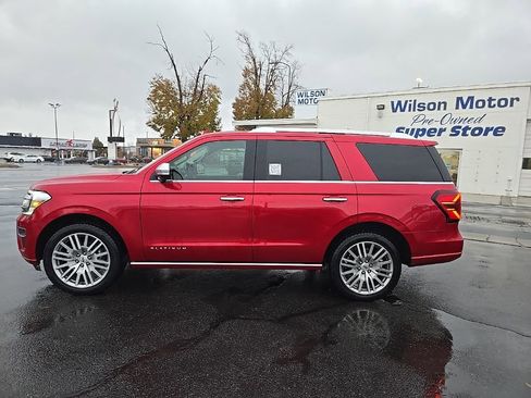 Used 2022 Ford Expedition Platinum image 8