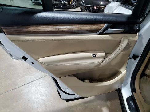 Used 2015 BMW X3 xDrive28i AWD/4WD image 29