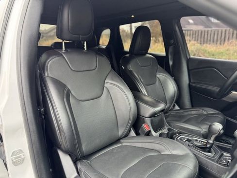 Used 2021 Jeep Cherokee Latitude Lux 80th Anniv w/ Quick Order Package 26U 80TH image 20