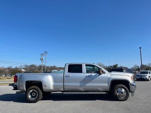 Used 2015 GMC Sierra 3500 SLE w/ SLE Preferred Package image 30