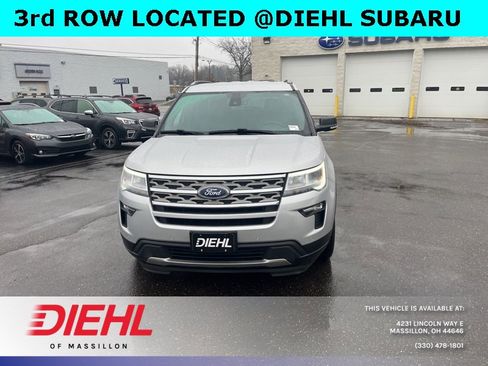 Used 2018 Ford Explorer XLT w/ Equipment Group 202A image 6