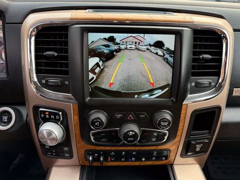 Used 2015 RAM 1500 Laramie Longhorn w/ Convenience Group AWD/4WD image 17