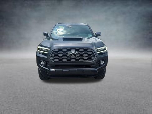 Used 2023 Toyota Tacoma TRD Sport AWD/4WD image 2