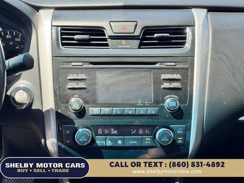 Used 2015 Nissan Altima 2.5 SV w/ Convenience Package FWD image 12