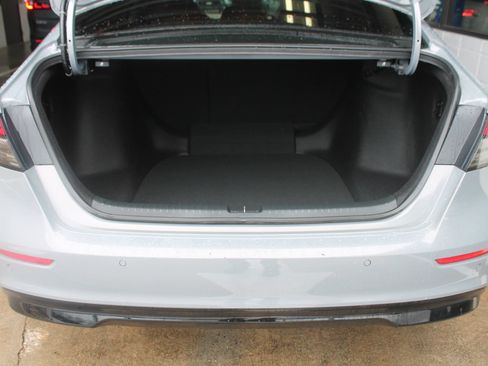 Used 2024 Honda Accord Touring image 22