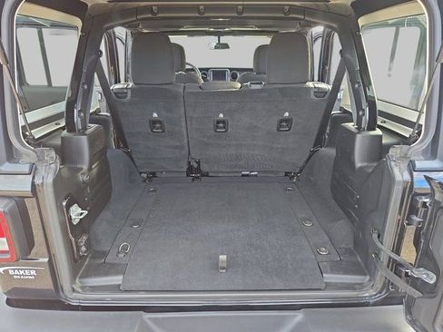 Used 2022 Jeep Wrangler Unlimited Sport AWD/4WD image 15