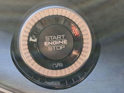 New 2026 Jeep Grand Wagoneer L 2WD image 22