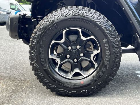 Used 2021 Jeep Wrangler Unlimited Rubicon 4xe w/ Steel Bumper Group AWD/4WD image 17