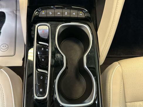 Used 2023 Buick Envision Avenir AWD/4WD image 26