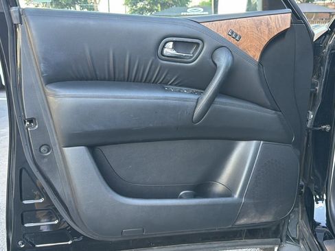 Used 2022 Nissan Armada SL w/ Captain's Chairs Package RWD image 11