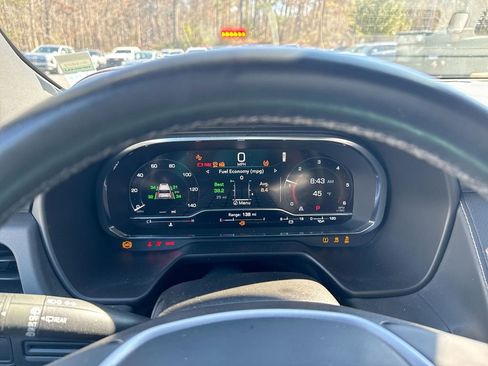 Used 2024 GMC Yukon XL SLT w/ SLT Luxury Package RWD image 20