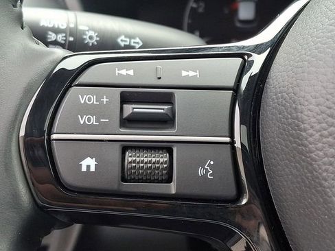 Certified 2024 Honda HR-V EX-L image 21