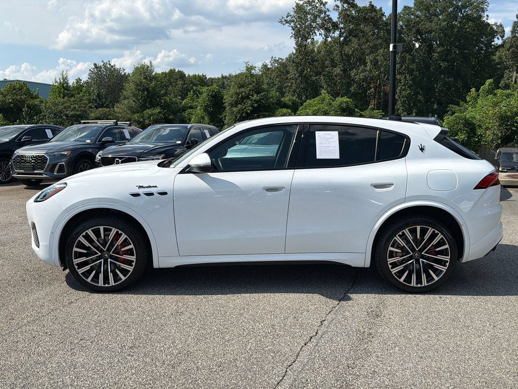 Used 2023 Maserati Grecale Modena AWD/4WD image 4