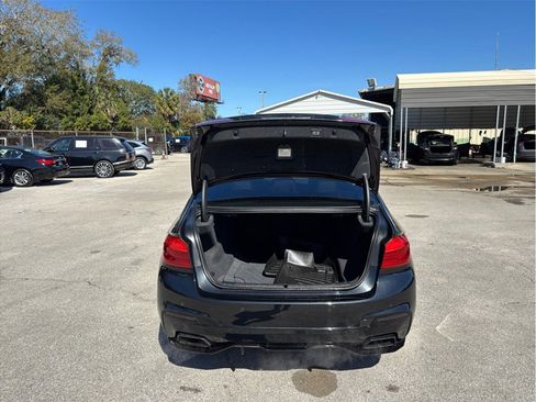 Used 2020 BMW M550i xDrive w/ Executive Package image 56