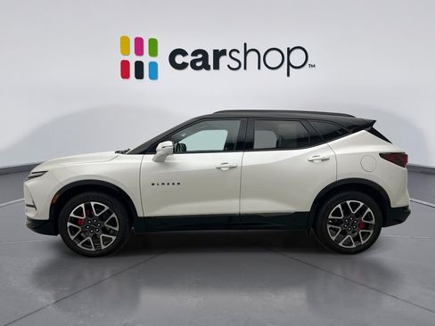 Used 2023 Chevrolet Blazer RS w/ Driver Confidence II Package AWD/4WD image 2