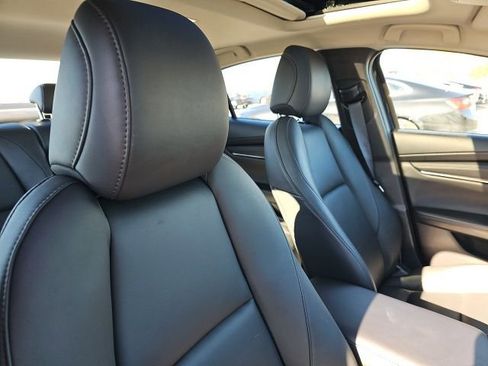 Used 2025 MAZDA MAZDA3 s image 28