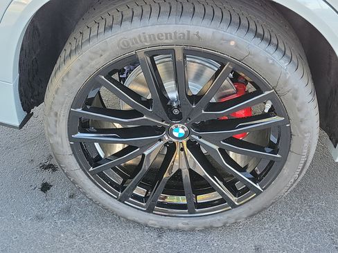 New 2026 BMW X5 sDrive40i w/ M Sport Package image 5