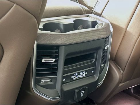 Used 2025 RAM 1500 Laramie RWD image 28