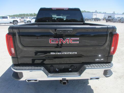 New 2026 GMC Sierra 1500 SLT w/ SLT Premium Package AWD/4WD image 7