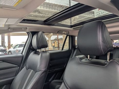 Used 2025 MAZDA CX-50 AWD 2.5 S w/ Premium Package image 23