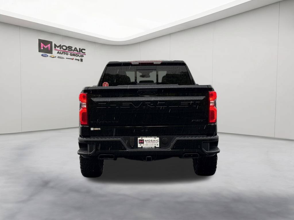 New 2026 Chevrolet Silverado 1500 RST w/ Dark Appearance Package AWD/4WD image 6