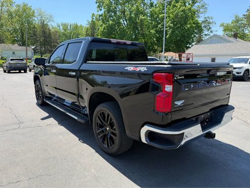 Used 2021 Chevrolet Silverado 1500 LTZ w/ Technology Package AWD/4WD image 5