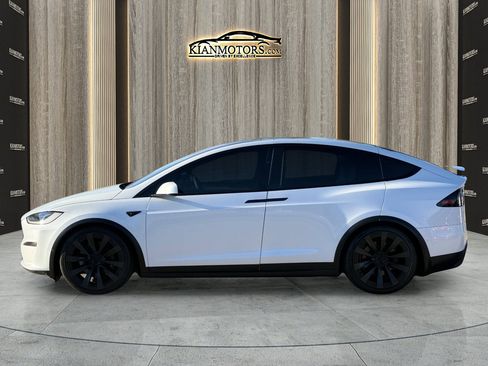 Used 2022 Tesla Model X AWD/4WD image 4