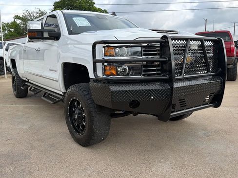 Used 2018 Chevrolet Silverado 2500 LTZ w/ Duramax Plus Package image 4