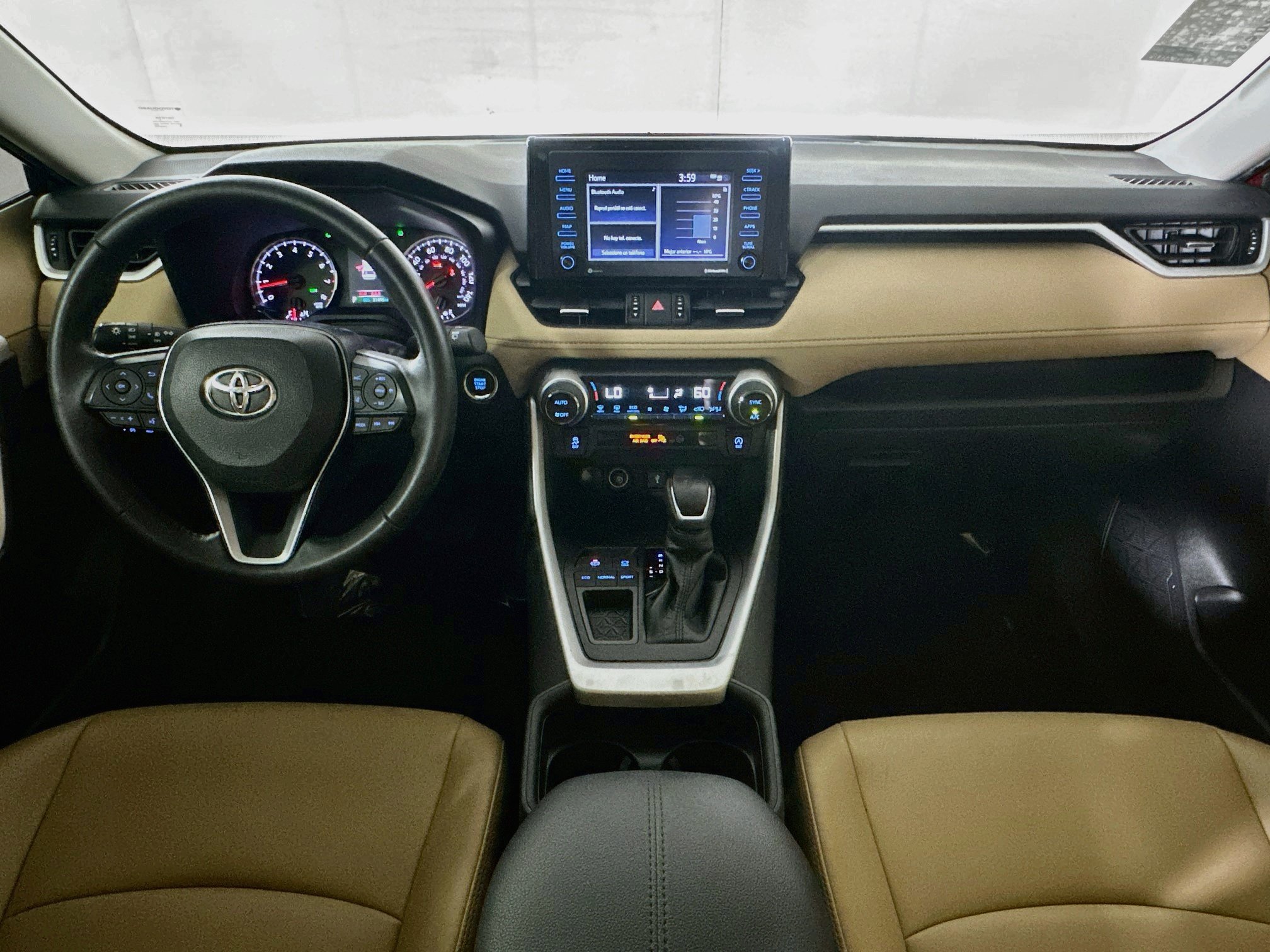 Used 2020 Toyota RAV4 XLE Premium FWD image 27