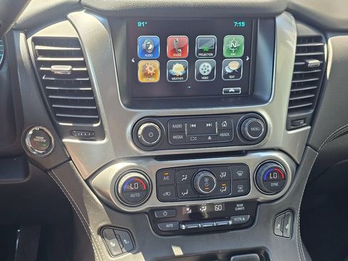 Used 2019 Chevrolet Tahoe LT AWD/4WD image 33
