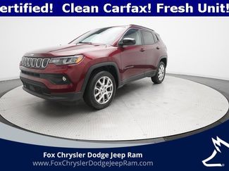 Used 2022 Jeep Compass Latitude image 1