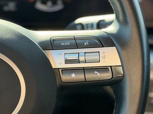 Used 2025 Hyundai Kona SEL AWD/4WD image 10