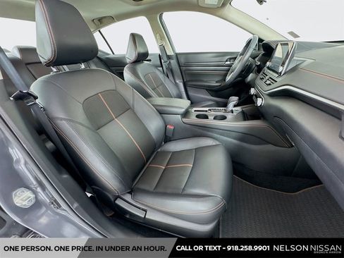Certified 2020 Nissan Altima 2.5 SR w/ Premium Package FWD image 26