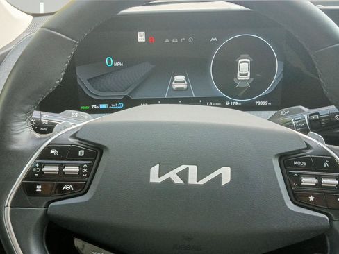 Used 2022 Kia EV6 Wind w/ Wind Technology Package AWD/4WD image 4