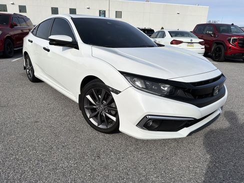 Used 2020 Honda Civic EX image 3