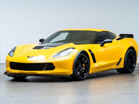 Used 2017 Chevrolet Corvette Z06 RWD image 4