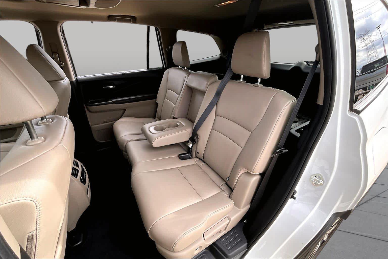 Used 2022 Honda Pilot Touring image 21
